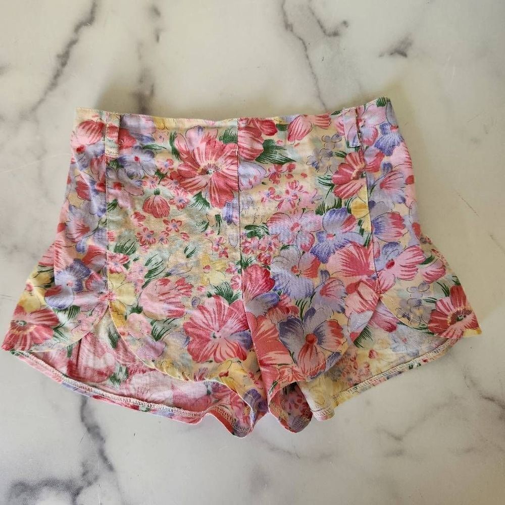Lacey Lane girls toddler size 3 floral cotton vintage style shorts high rise Aus
